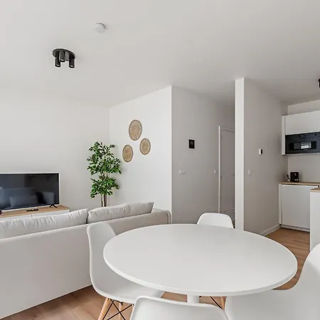 Petite Apartment