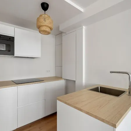 Petite Apartment
