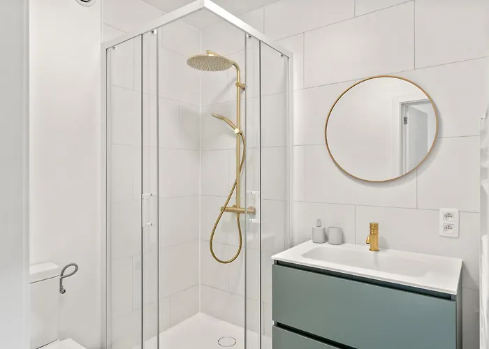 Petite * Остенде